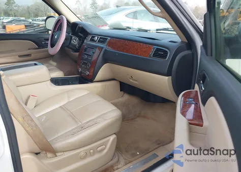 2007 Chevrolet Tahoe Lt из США, поврежденный, VIN 1GNFC13J17J120672